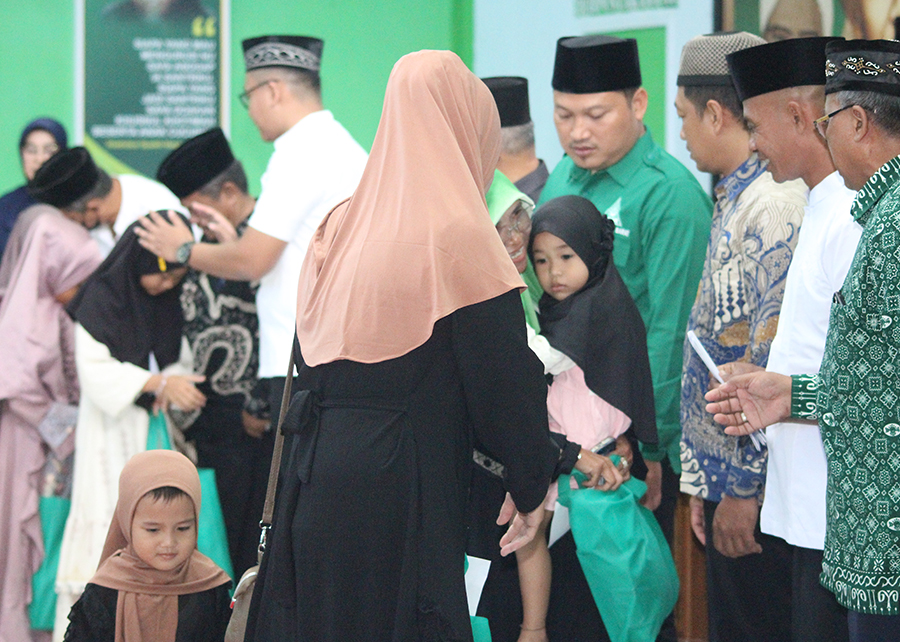 pcnu-kotawaringin-barat-gelar-santunan-anak-yatim-peringati-10-muharram-1447-h