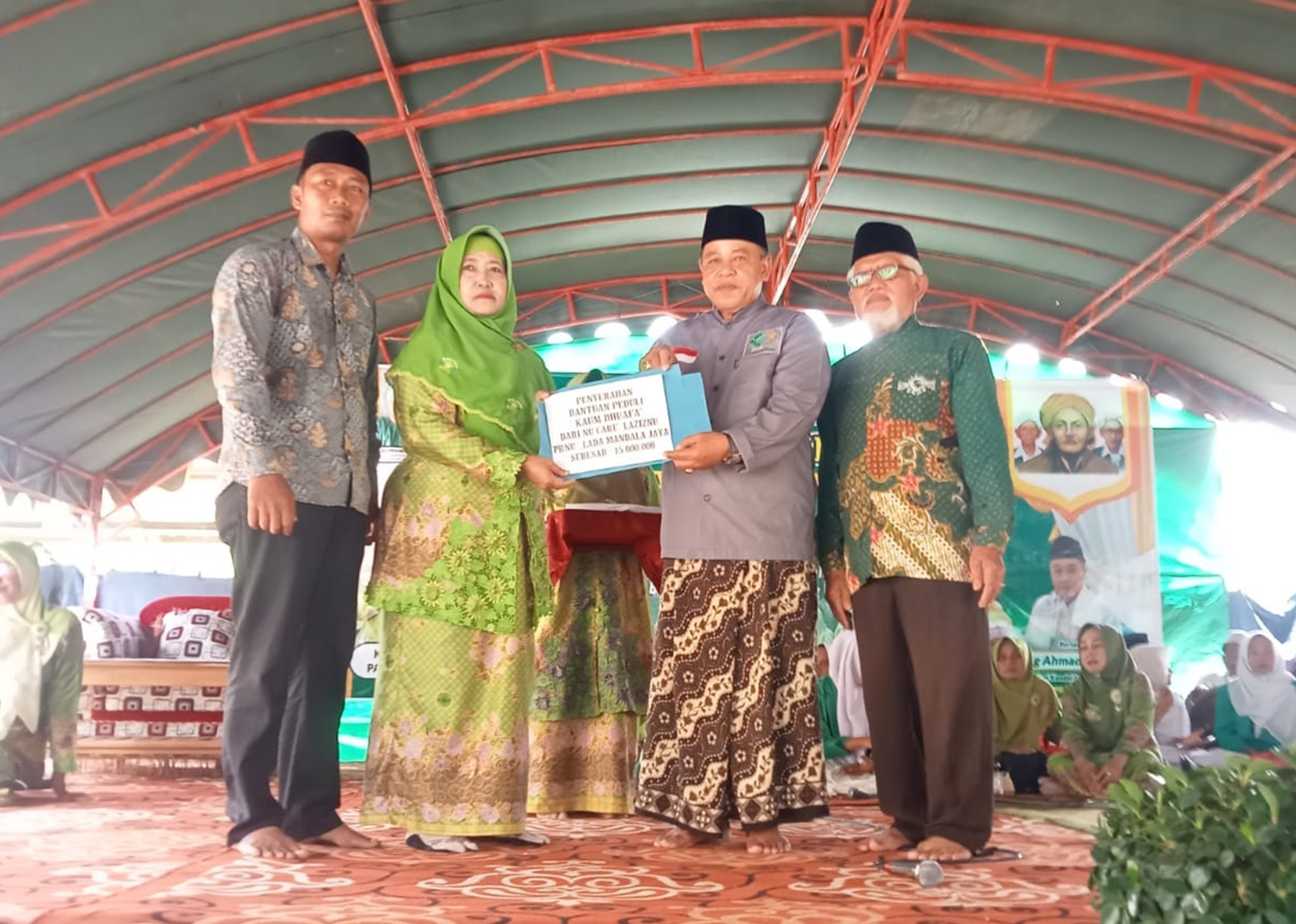 peringati-maulid-nabi-lazisnu-lada-mandala-jaya-santuni-30-fakir-miskin-dan-dhuafa